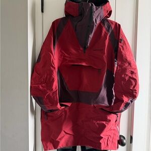 Peak Performance Women’s Vertical GoreTex 3L Anorak Shell